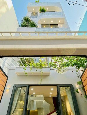 siêu phẩm hàng hiếm 5 tầng mới hẻm xe hơi tránhlê đức thọ p17 42m gần lotte vị trí tốt, shr