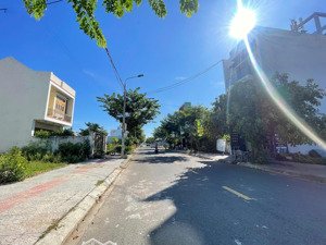 bán lô đất đẹp đường 7m5 đặng hồi xuân khu đô thị nam hòa xuân, gần nguyễn phước lan.