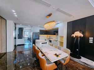 bán nhà lê văn lương, lô góc, view hồ, ô tô tránh, 180m 4t mt10m, giá 42 tỷ