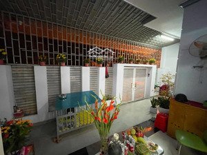 chủ cần tiền xây biệt thự bán nhà tâm huyết kdc đất lành-ngang 8m-đối diện công viên