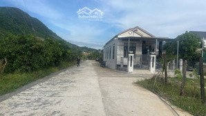 cầm khoảng 350 triệu giữ được lô đất gần kcn full thổ cư khoảng 150 m2, sổ riêng sđt 