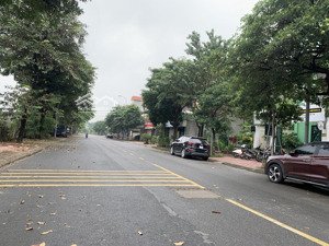 bán lô biệt thự ,rẻ nhất thị trường. trung tâm gia lâm khu 31ha trâu quỳ, gia lâm 236m2/giá 135tr/m