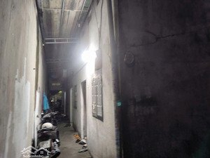 bán dãy trọ ~120m2, ngang 5m nở hậu, hiện có 5 phòng cho thuê. nhỉnh 5 tỷ