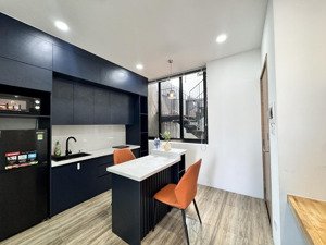 chuỗi căn hộ cao cấp gần hoàng văn thụ- sân bay tân sơn nhất - vòng xoay lăng cha cả- thang máy