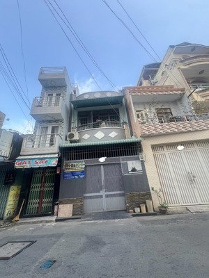 sát mặt tiền lạc long quân, 51m2(4.3x12m) 2 tầng, giáp ranh q10, đường ô tô 8m