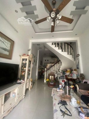 bán nhà phường 11 lê văn thọ 4 tầng 50m2(4 x 13) hẻm oto nhà đúc bê tông giá 6,8 tỷ