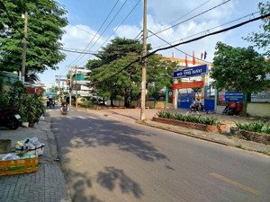 đường 9m thông, nhà c4 153m2. ngang 5,25m. nở hậu. đs9 lê đức thọ, p16, gò vấp. chỉ 15tỷ8