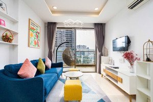 thuê căn 2pn/2wc view đẹp ban công tại cc millennium đường bến vân đồn q4 giáp q1,q7 l/h:0772982397