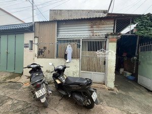 nhà cấp 4 có 4 phòng trọ, 118m2 ngang 6m, hxh đường số 10 linh xuân, giá 5.2 tỷ tl