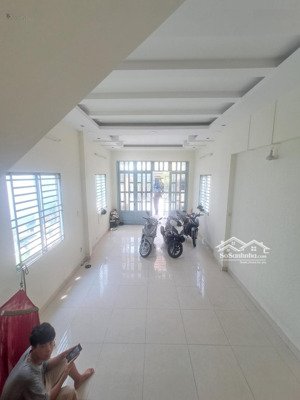 bán nhà thạnh lộc 51, dt 186m2 full thổ tặng dãy trọ dòng tiền 15tr/tháng giá 7 tỷ