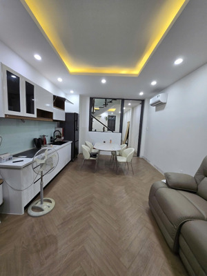 bán nhà hẻm 22 đường 22 linh đông thủ đức dt 4 x 16m 1t 3l 1tum 5pn 5wc giá 7,2 tỷ lh 