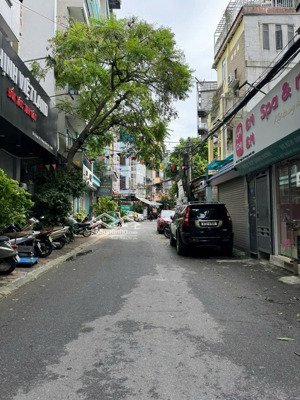 mót bán giảm chào mạnh: hoàng quốc việt 60m2 - mt 5.1m - 6 tầng thang máy- ô tô tránh, 2 mặt thoáng