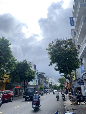 bán gấp! nhà vị trí kd hẻm 8m - 13/ trần văn hoàng, p9, tân bình - (4x20m) - 2 tầng - giá 8,2 tỷ