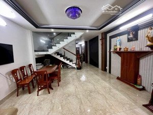 mtkd đường số 5-bhh-bình tân- 5m x 16m-3 tầng-nhà mới ở ngay-sổ vuông a4-không lg -chỉ 8.x tỷ