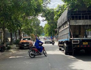 bán lô đất mặt tiền đường sô 22, phường bhh diện tích 5x20 hiện trạng đất trống bán 9,8 tỷ