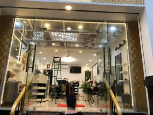 bán nhà ngay nguyễn trãi, p.3, q.5,dt:6.4x18m, hầm, 6 tầng, 33phong, giá hạ 5 tỷ còn 36,2 tỷ chốt.