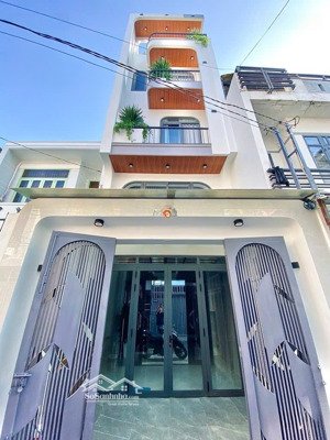 cực hiếm duy nhất 1 căn luxury mặt phố mà giá nông thôn sát với đại siêu thị emart phan huy ích