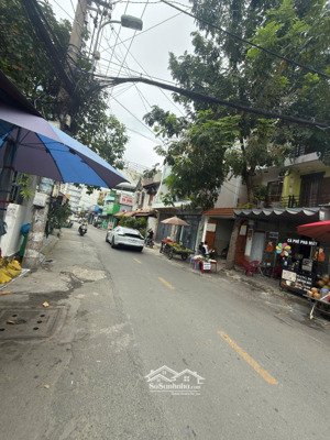 cực hiếm! nhà ngang hơn 5m mà hẻm xe tải thoải mái trên trục đường cực xung tân phú gần aeon