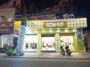 cho thuê mặt phố phạm ngọc thạch dt 220m2 mt 6m. đoạn sầm uất nhất phố. kd mọi mô hình