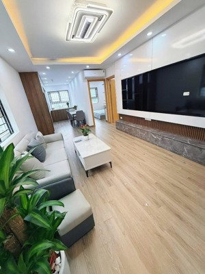 lô góc chung cư phố định công nhà đẹp 2 thoáng gần trường gần chợ 70m2 t14 giá 4.78 tỷ có tl
