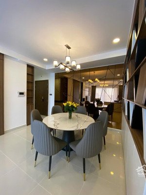 cho thuê cc saigon royal residence, 47 triệu, 105m2, 3pn, 2wc, hiếm căn!!!