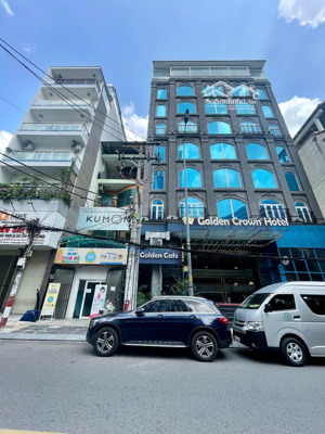 bán toà nhà 2000m2 mt võ văn tần p.vts q.3 dt: 10x20 kc: hầm 10 tầng hđt:600tr/th giá: 195 tỷ