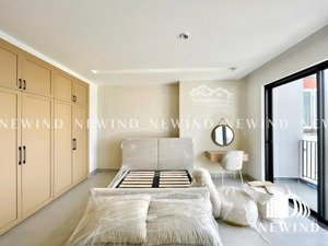 ban công full nt ngay đường số 53, tân quy, sát lotte mart q7