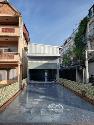 cho thuê kho, nhà xưởng tại thạnh lộc 56, 15 triệu, 200m2, q12, hcm