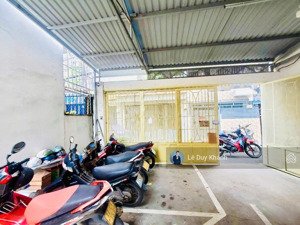 gấp bán "25 tỷ giảm về 22,9 tỷ" (chỉ 114tr/m2) - bán chdv 2 tầng 200m2 (7m x 32m) - ngay hàng xanh