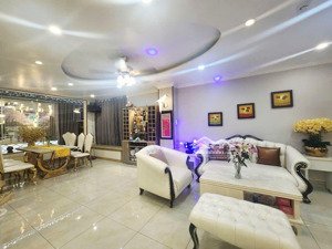 bán gấp trong tuần - bán nhà đường hoa sữa 134m² 5 tầng - 42 tỷ