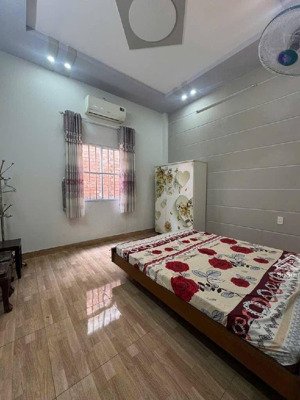 nhà 4 tầng mặt tiền hẻm xe hơi lê văn khương, q12 giáp gò vấp shr, hoàn công đầy đủ