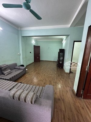 chỉ hơn 3,9 tỷ - chung cư thép mới, việt hưng, long biên - dt 77 m2 - 2n 1wc - sẵn sổ đỏ