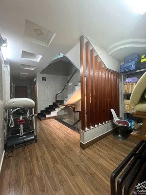 nhà mt nguyễn văn nghi - diện tích 101m2 - 4 tầng đúc btct - 7pn - ở hoặc cho thuê - nhỉnh 23 tỷ