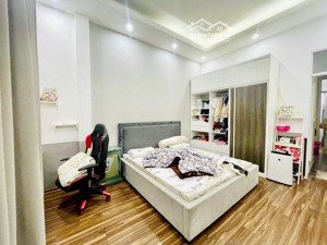 bán nhà riêng phố cửa bắc mới đẹp 28m2 5 tầng gần ô tô chỉ nhỉnh 5 tỷ