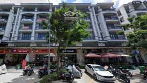 bán mặt tiền nguyễn thị nhung (9x20 kc 6 tầng) hđt 180tr/ tháng trục chính khu đô thị vạn phúc city