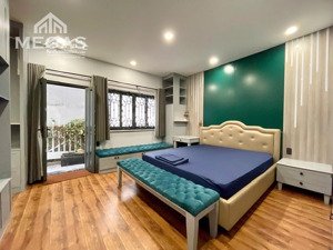 cho thuê căn hộ 1 phòng ngủ - tách bếp luxury ngay tại trung tâm quận 3 với giá cực sốc