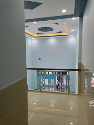 bán nhà bình thành, dt 4.2x16m - hẻm xe hơi - sổ hồng cc - hoàn công đủ