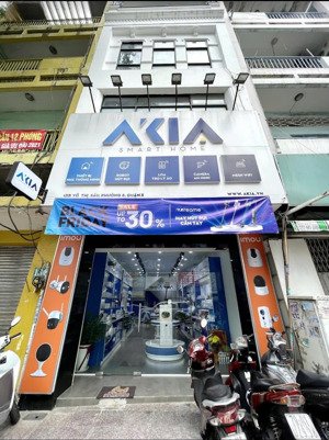 bán nhà mặt tiền võ thị sáu, quận 3 ngang 5m gần đường hai bà trưng đối diện công viên lê thị riêng