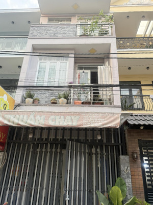 nhà 3 tầng như trong hình tại đường 8, p. linh đông, thủ đức, giá 5,6 tỷ, dt 52m2 đất
