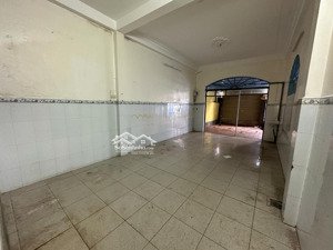 bán nhà 2 mặt tiền 8x23m vành đai p10 q6.