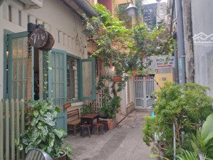 chdv 20 m2 cao thắng - quận 3 full nội thất mới lắp (có gác, bancone, giếng trời) có bếp nấu ăn