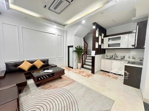 vĩnh phúc, 1ph ra ô tô, ngõ xe máy tránh, sân xe, full công năng, kcbt giữ gìn, tặng nt