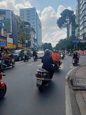 bán nhà mặt tiền đường trần quốc thảo, p. 8, q. 3 - dt: 4.8x20m - 3 tầng hdt: 73 tr/th