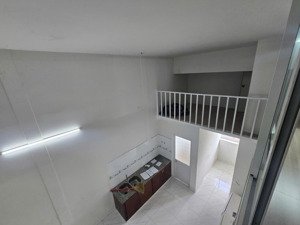 siêu phẩm giá rẻ căn hộ 2 tầng 100m2, chung cư lê thành b, bình tân