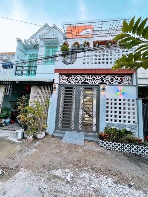 bán nhà đường tạ quang bửu 50m2 shr 1t650