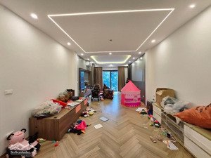 có 1 0 2! dương khuê ngõ thông xe 3 gác, gần ga tàu điện, 39m2*4t 6 phòng, chủ tự xây, chỉ 7.6 tỷ