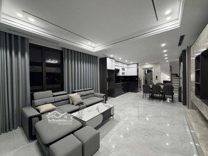 nhà mới đón tết ! phân lô oto vào nhà hoàng quốc việt, 66m2x5t thang máy, giá 26 tỷ sổ vuông đẹp !