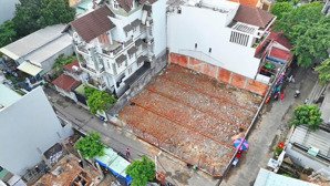 bán lô đất góc 2 mặt tiền 5,8m x 21m đường hoàng diệu 2 phường linh chiểu tp thủ đức tp hcm