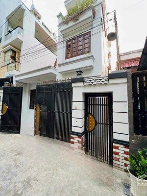 cho thuê nhà nguyên căn đường vườn lài - văn cao - chợ tân hương