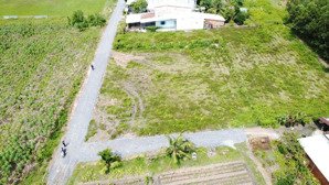 lô góc 207,8m2 giá chỉ 750tr ngay cổng kcn phước đông, shr, có thổ bán gấp cho khách thiện chí